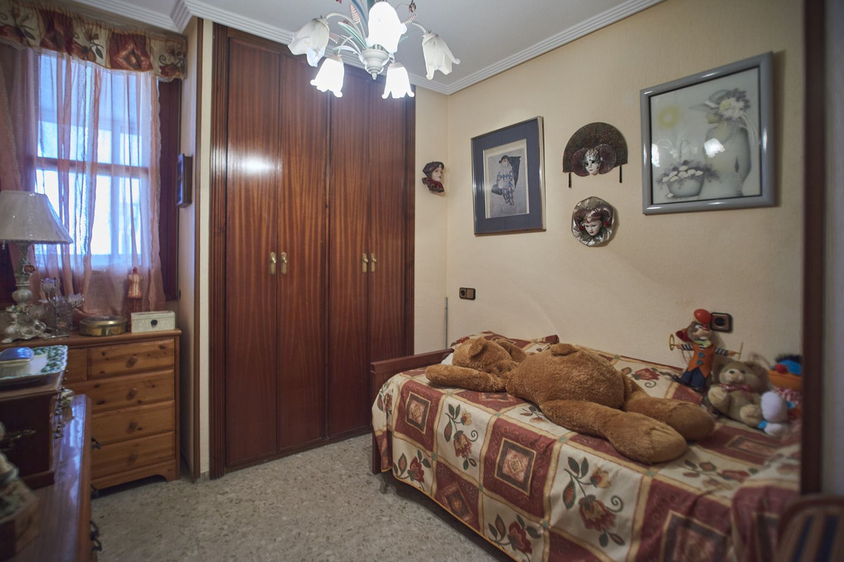 4 Bed Apartment for sale in Alicante Costa Blanca, Alicante, Spain