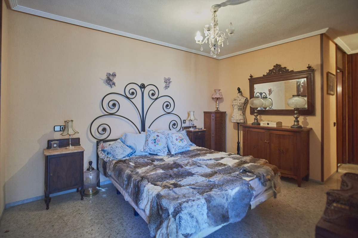 4 Bed Apartment for sale in Alicante Costa Blanca, Alicante, Spain