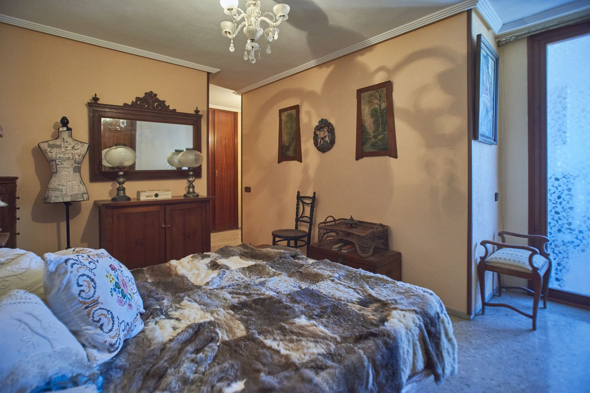4 Bed Apartment for sale in Alicante Costa Blanca, Alicante, Spain