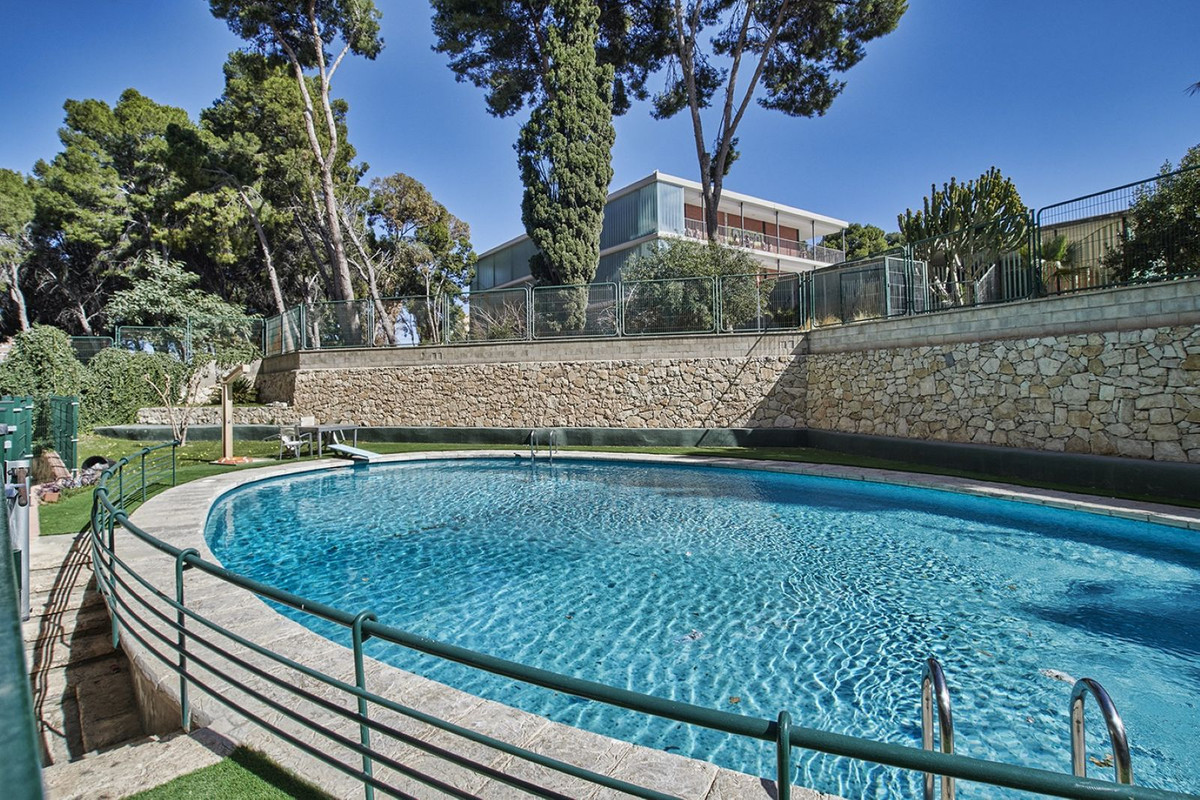 4 Bed Apartment for sale in Alicante Costa Blanca, Alicante, Spain
