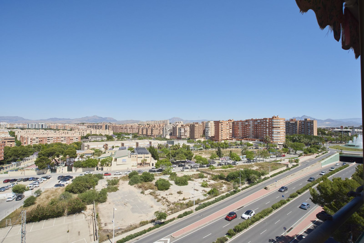 4 Bed Apartment for sale in Alicante Costa Blanca, Alicante, Spain