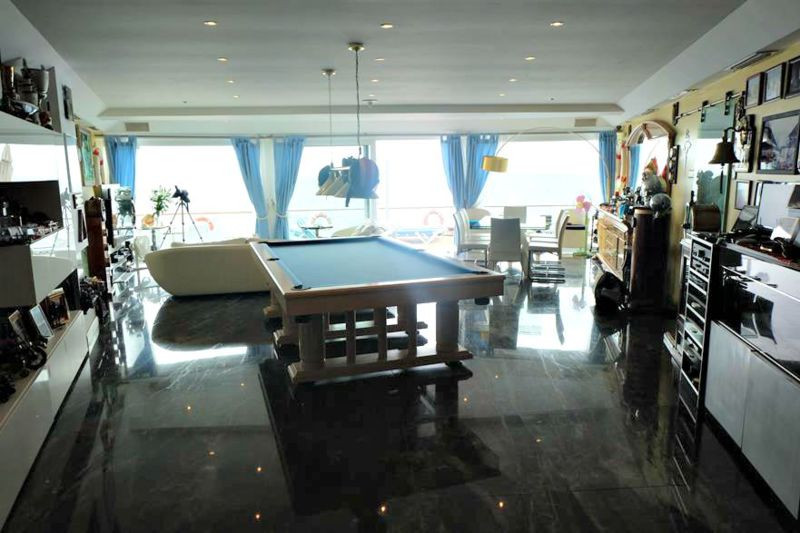 Se vende Villa - Chalet de 6 dormitorios en Costa Del Sol, Málaga, España