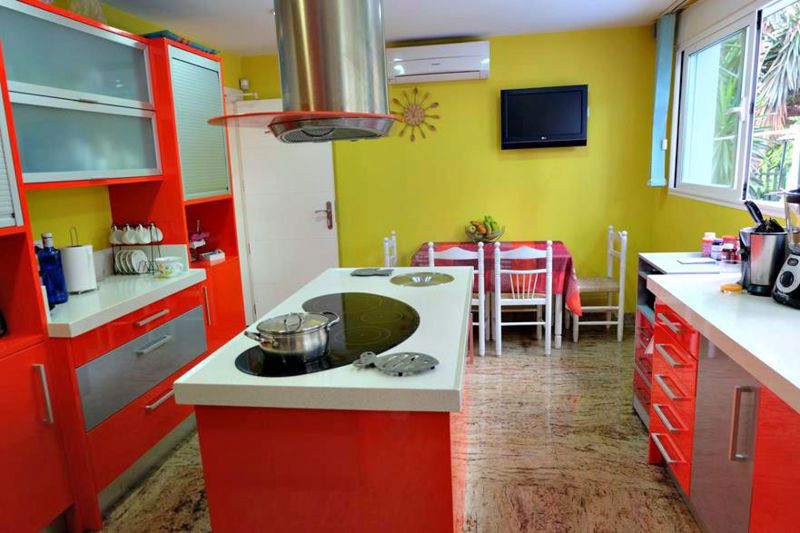 Se vende Villa - Chalet de 6 dormitorios en Costa Del Sol, Málaga, España