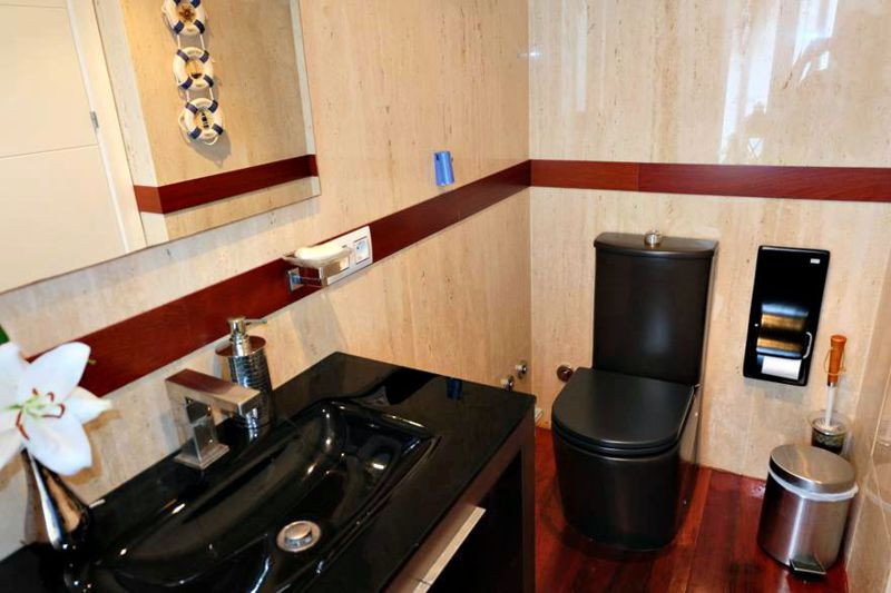 Se vende Villa - Chalet de 6 dormitorios en Costa Del Sol, Málaga, España