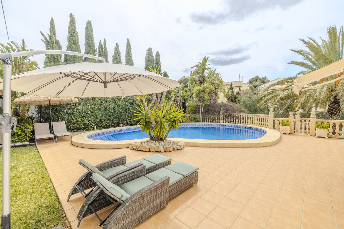 5 Bed Townhouse for sale in Javea Costa Blanca, Alicante, Spain