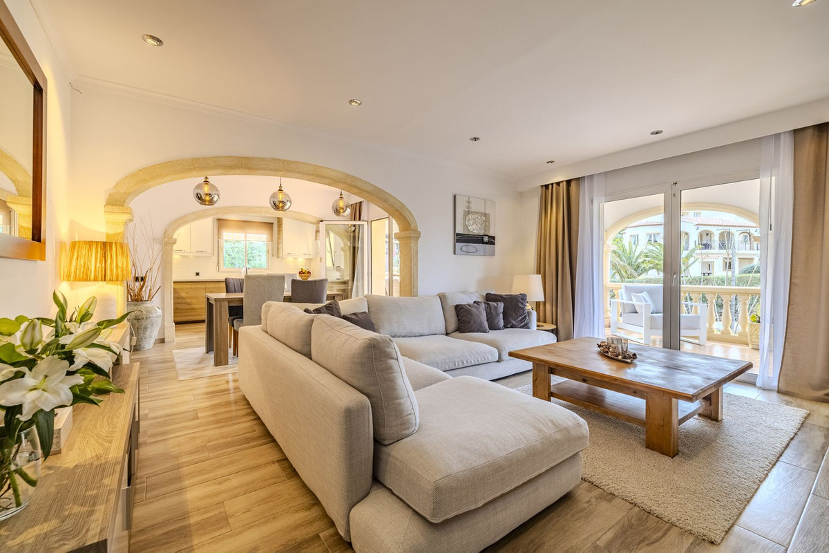 5 Bed Townhouse for sale in Javea Costa Blanca, Alicante, Spain