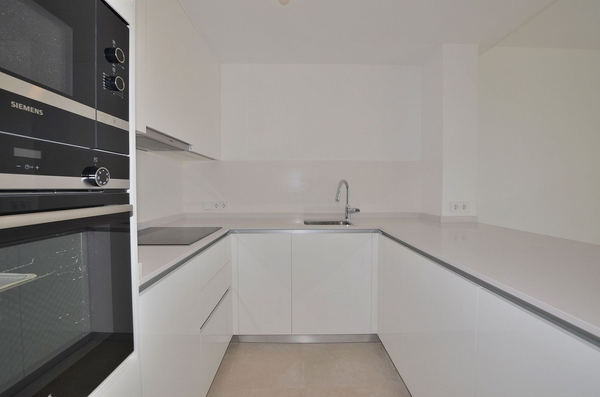 2 Bed Apartment for sale in Higueron Costa Del Sol, Málaga, Spain