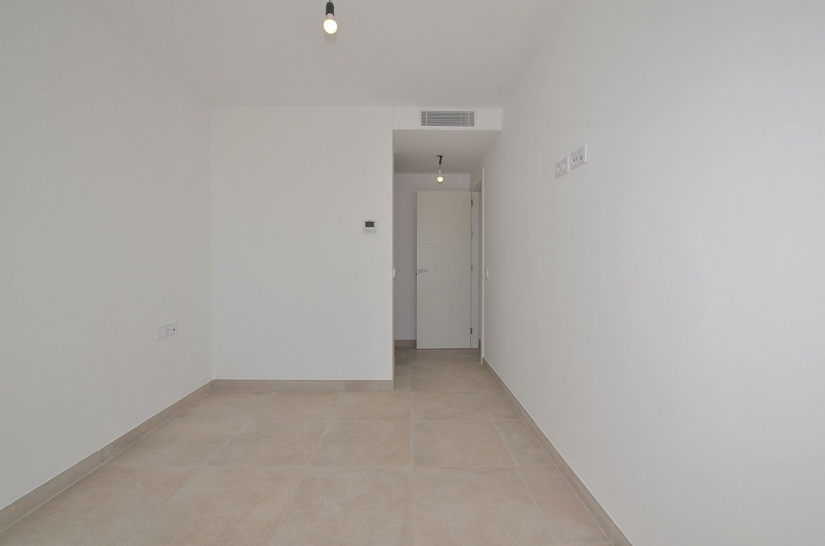 2 Bed Apartment for sale in Higueron Costa Del Sol, Málaga, Spain