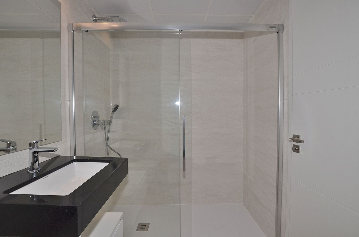 2 Bed Apartment for sale in Higueron Costa Del Sol, Málaga, Spain