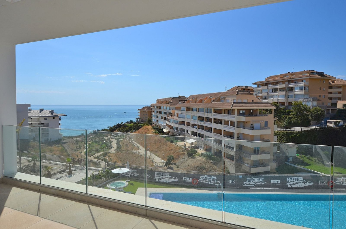 2 Bed Apartment for sale in Higueron Costa Del Sol, Málaga, Spain