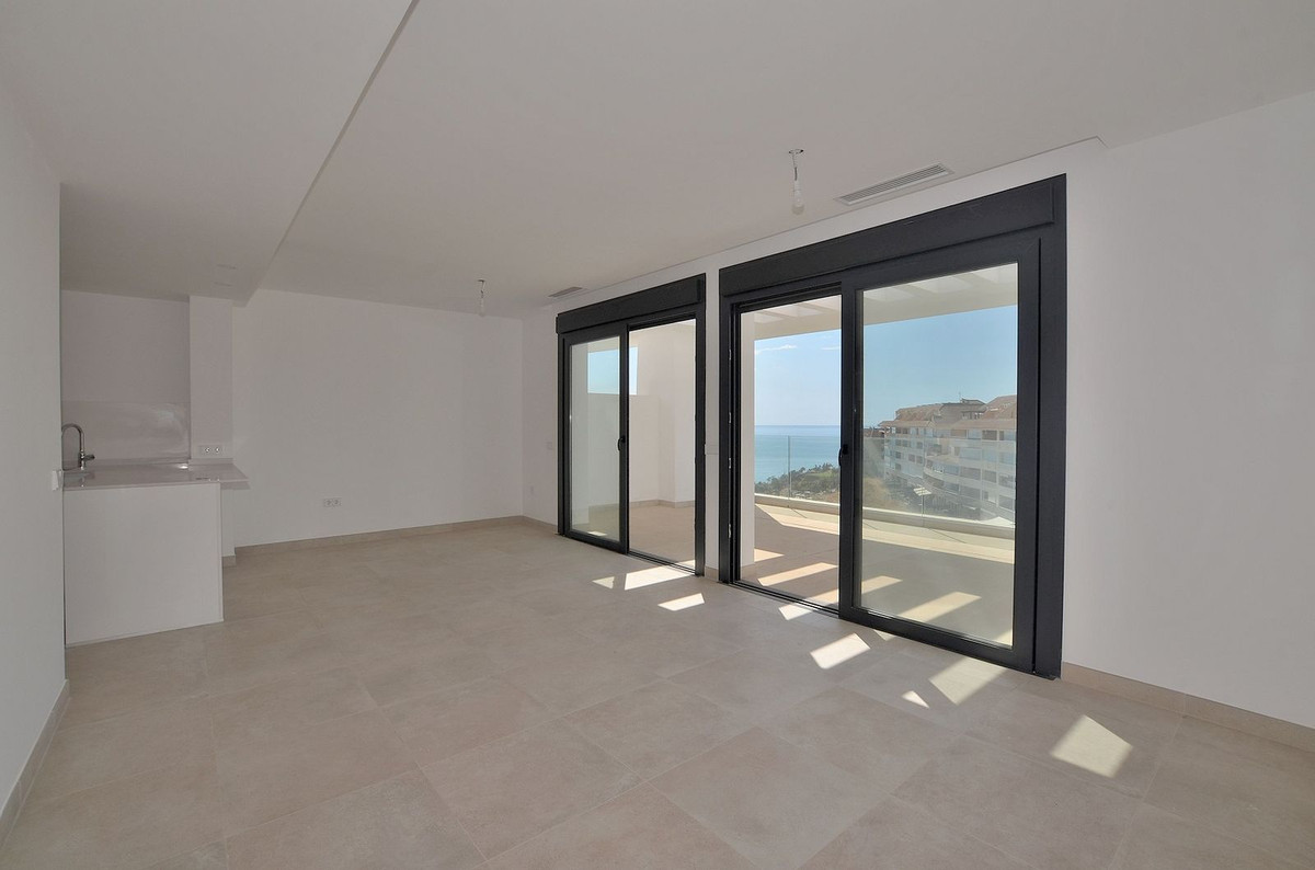 2 Bed Apartment for sale in Higueron Costa Del Sol, Málaga, Spain