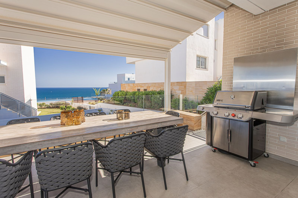5 Bed Townhouse for sale in Higueron Costa Del Sol, Málaga, Spain