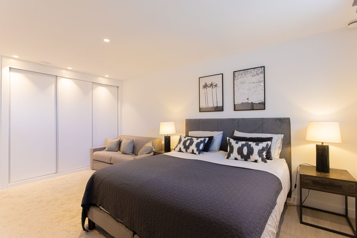 5 Bed Townhouse for sale in Higueron Costa Del Sol, Málaga, Spain