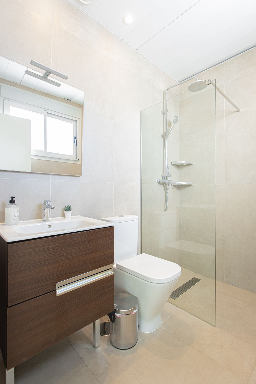 5 Bed Townhouse for sale in Higueron Costa Del Sol, Málaga, Spain
