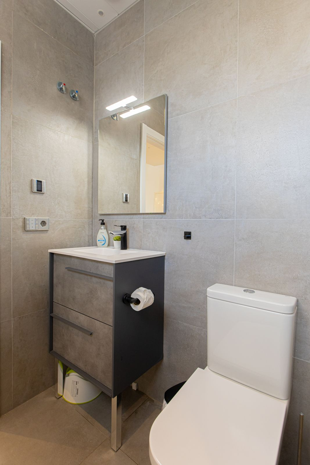 5 Bed Townhouse for sale in Higueron Costa Del Sol, Málaga, Spain