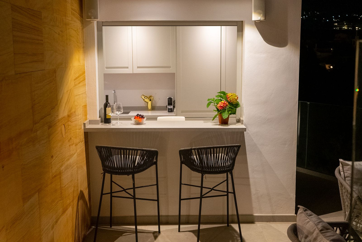 5 Bed Townhouse for sale in Higueron Costa Del Sol, Málaga, Spain