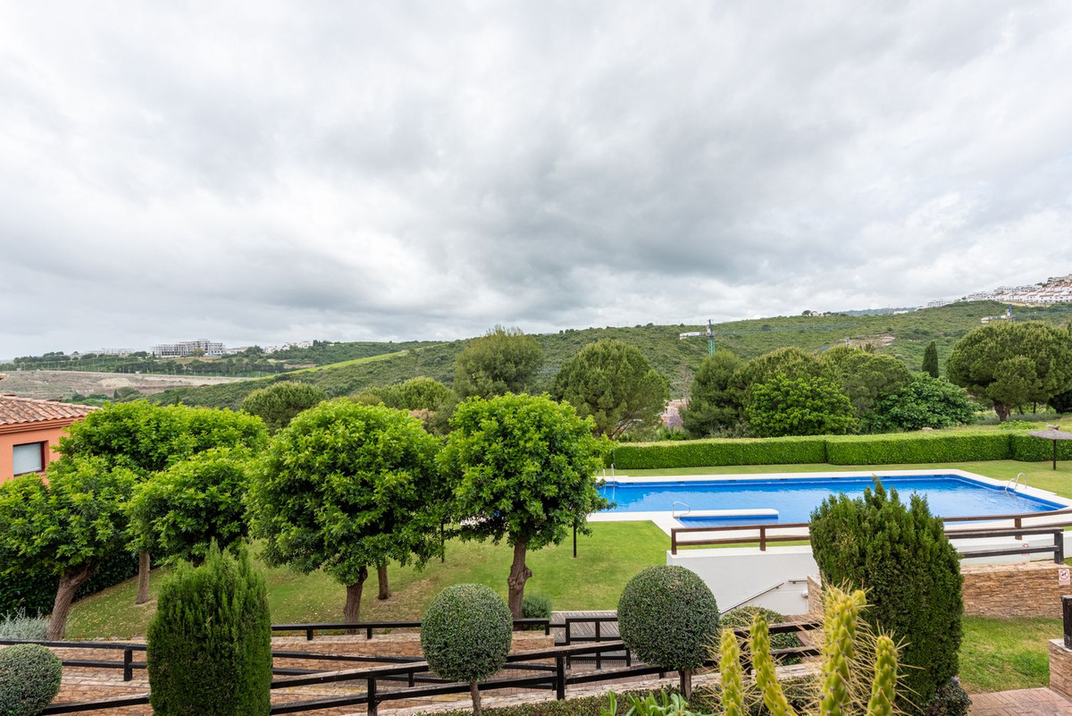 1 Bed Apartment for sale in Casares Costa Del Sol, Málaga, Spain