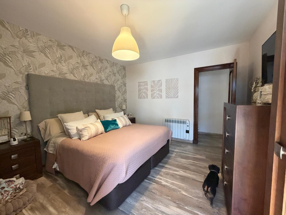 Se vende Apartamento Planta Media de 3 dormitorios en Costa Del Sol, Málaga, España