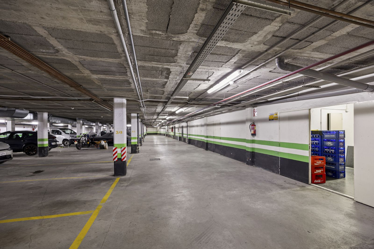 Commercial unit for sale in Guadalmina Alta Costa Del Sol, Málaga, Spain