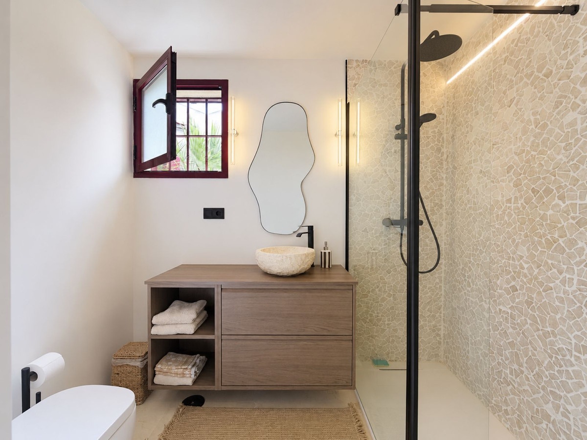 2 Bed Apartment for sale in Casares Playa Costa Del Sol, Málaga, Spain