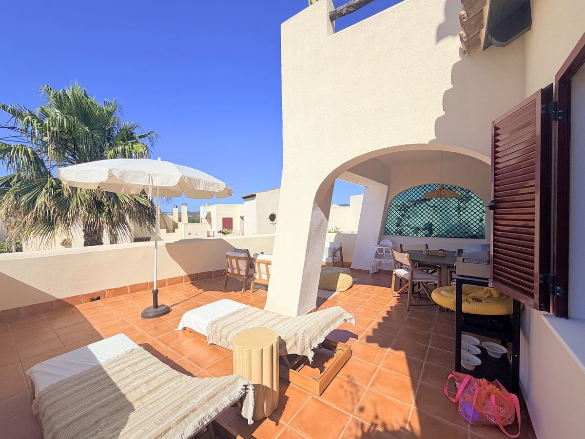 2 Bed Apartment for sale in Casares Playa Costa Del Sol, Málaga, Spain