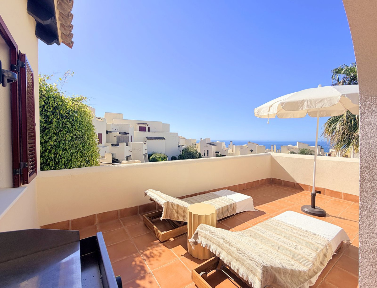 2 Bed Apartment for sale in Casares Playa Costa Del Sol, Málaga, Spain