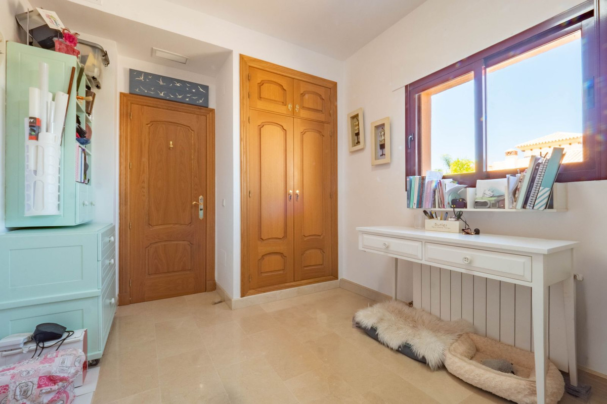 Se vende Adosada de 5 dormitorios en Costa Del Sol, Málaga, España