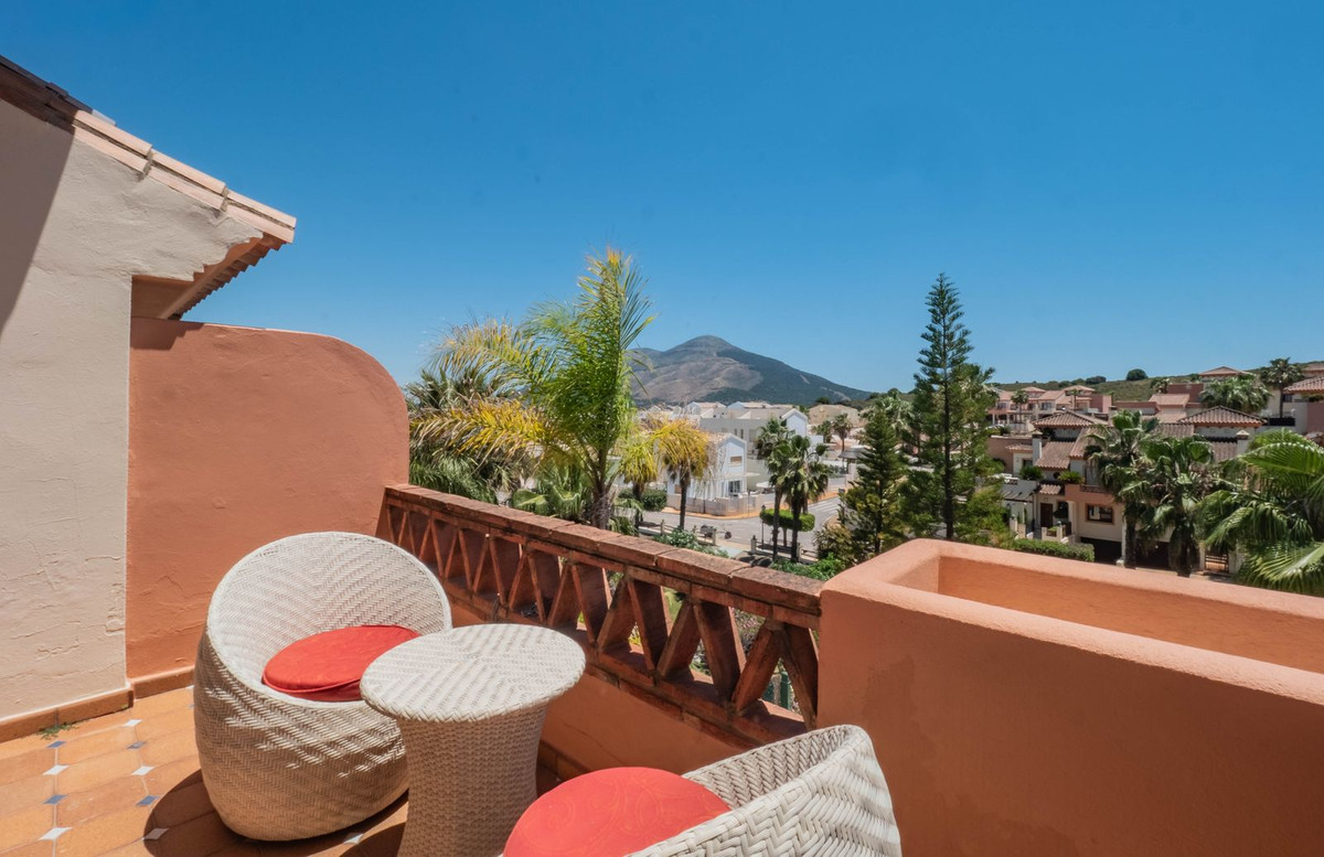Se vende Adosada de 5 dormitorios en Costa Del Sol, Málaga, España
