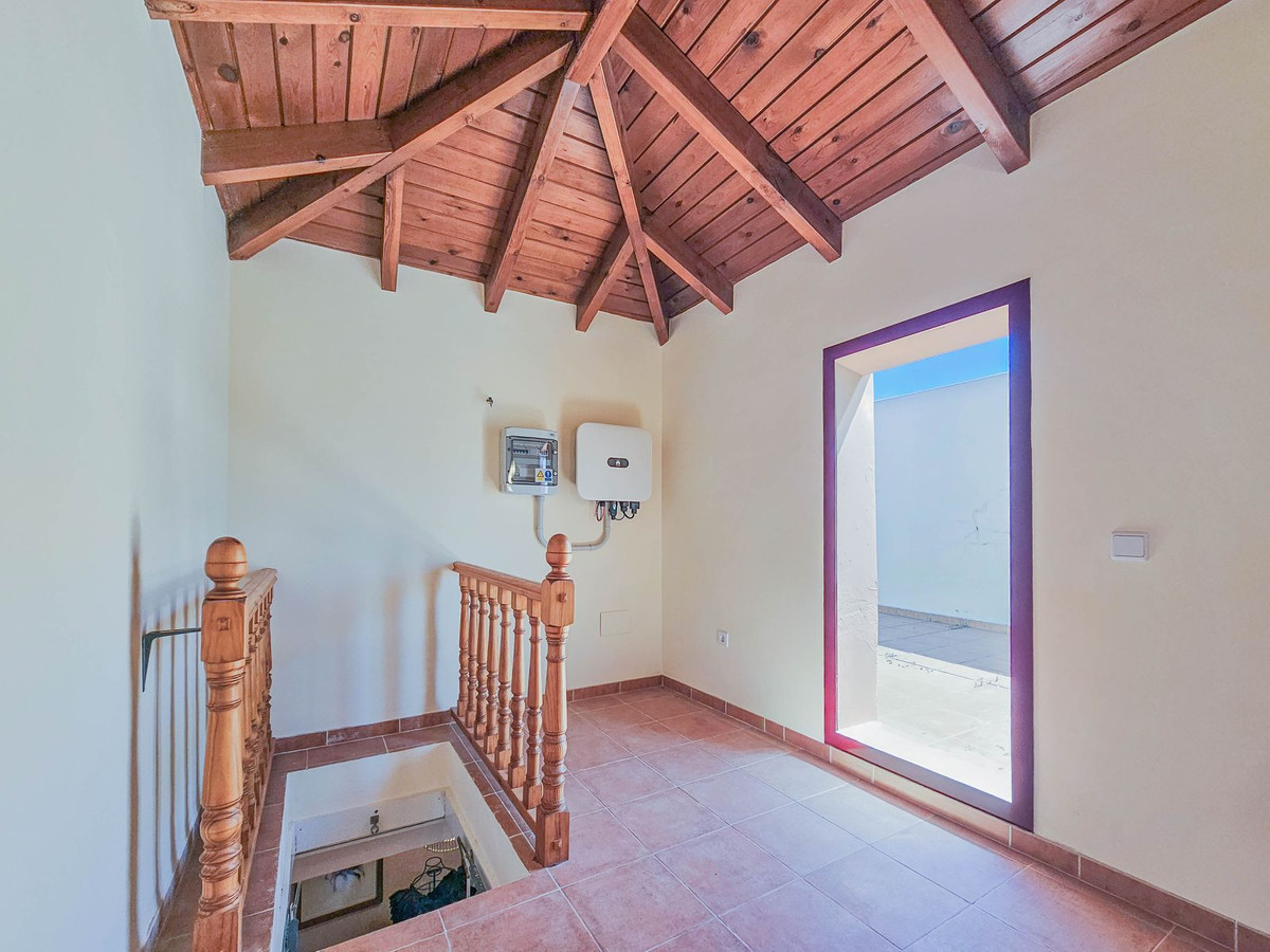 Se vende Adosada de 5 dormitorios en Costa Del Sol, Málaga, España