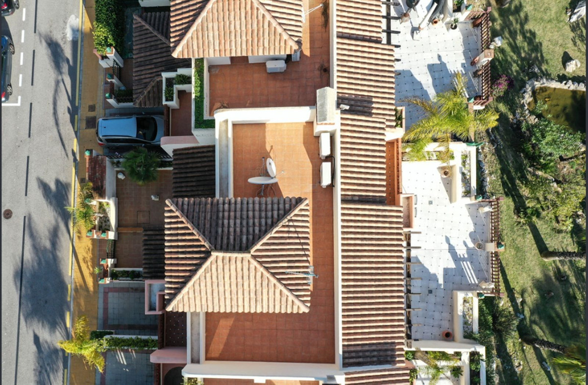 Se vende Adosada de 5 dormitorios en Costa Del Sol, Málaga, España