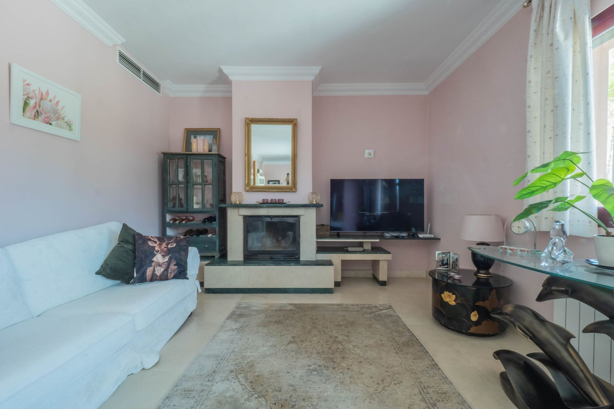 Se vende Adosada de 5 dormitorios en Costa Del Sol, Málaga, España