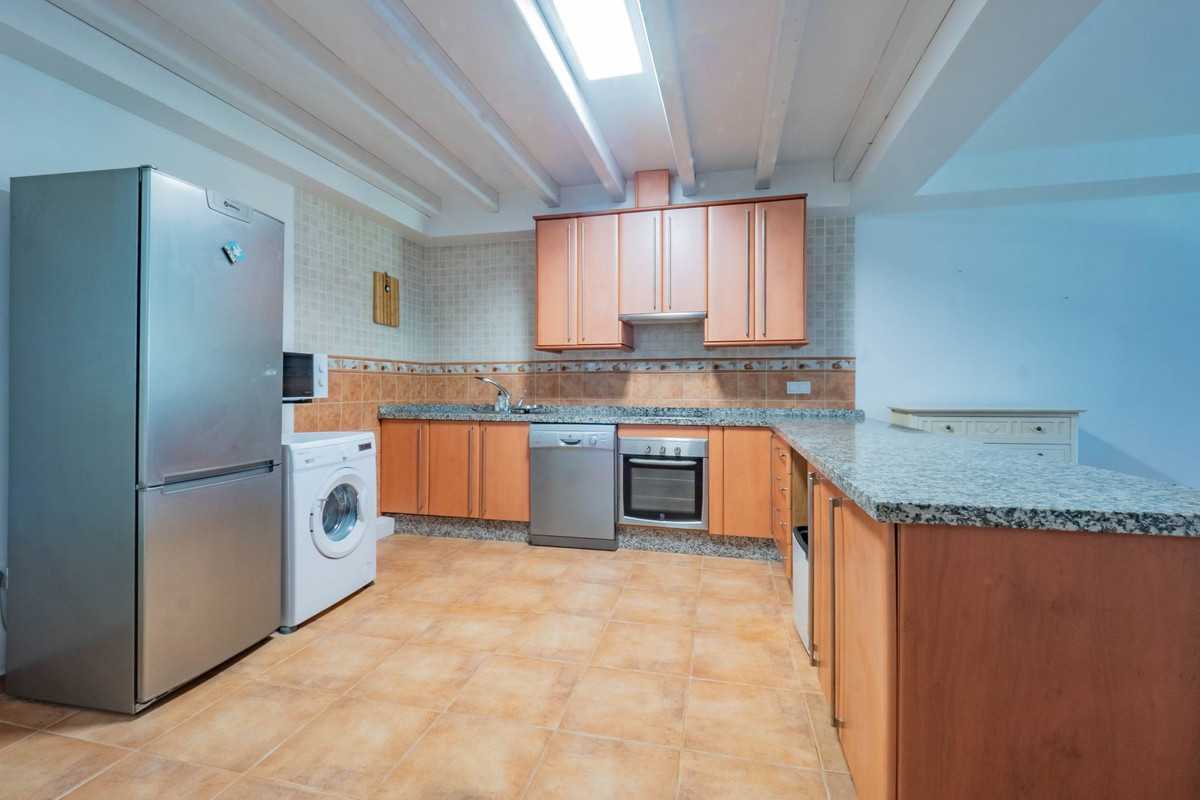 Se vende Adosada de 5 dormitorios en Costa Del Sol, Málaga, España