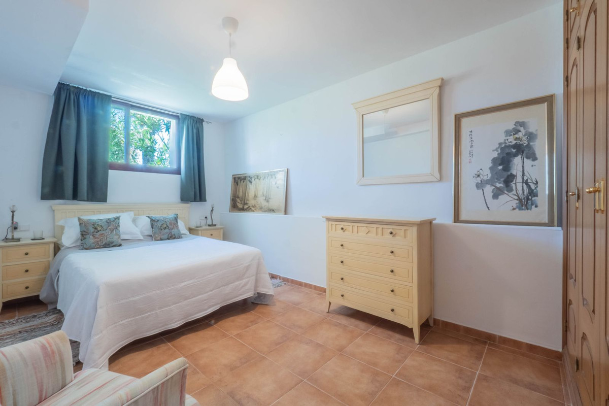 Se vende Adosada de 5 dormitorios en Costa Del Sol, Málaga, España