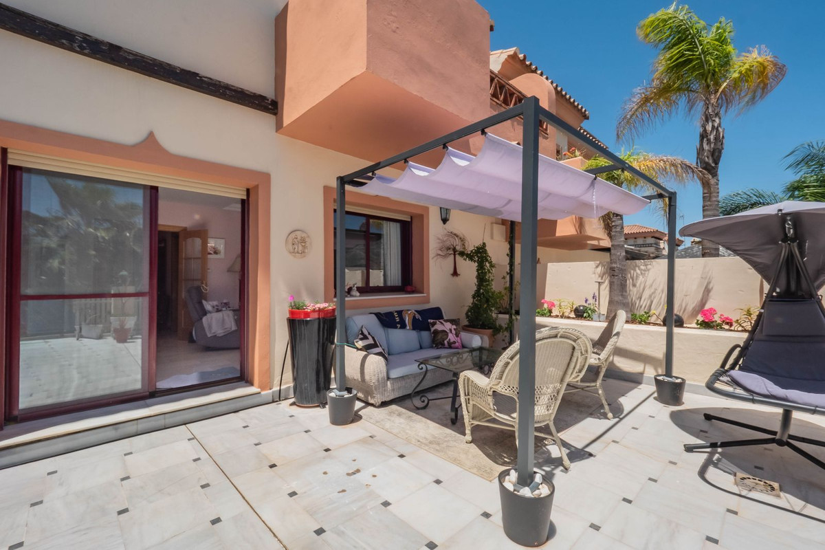 Se vende Adosada de 5 dormitorios en Costa Del Sol, Málaga, España