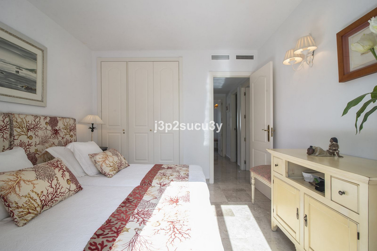 3 Bed Townhouse for sale in Nueva Andalucía Costa Del Sol, Málaga, Spain