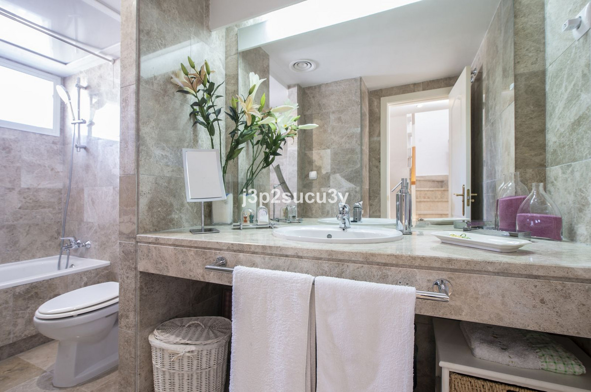 3 Bed Townhouse for sale in Nueva Andalucía Costa Del Sol, Málaga, Spain