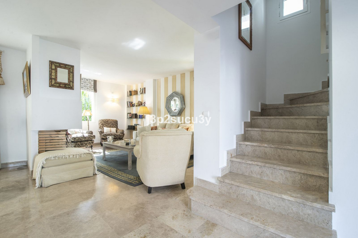 3 Bed Townhouse for sale in Nueva Andalucía Costa Del Sol, Málaga, Spain