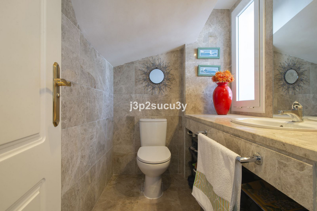 3 Bed Townhouse for sale in Nueva Andalucía Costa Del Sol, Málaga, Spain