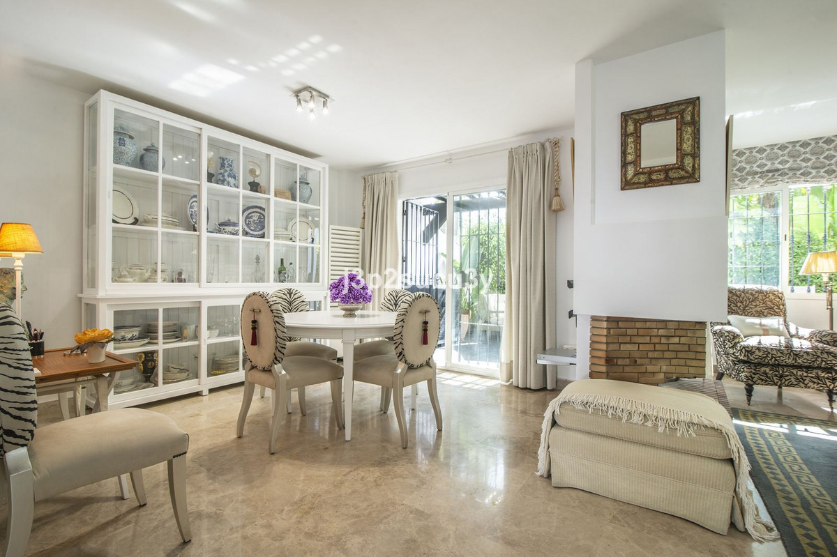 3 Bed Townhouse for sale in Nueva Andalucía Costa Del Sol, Málaga, Spain