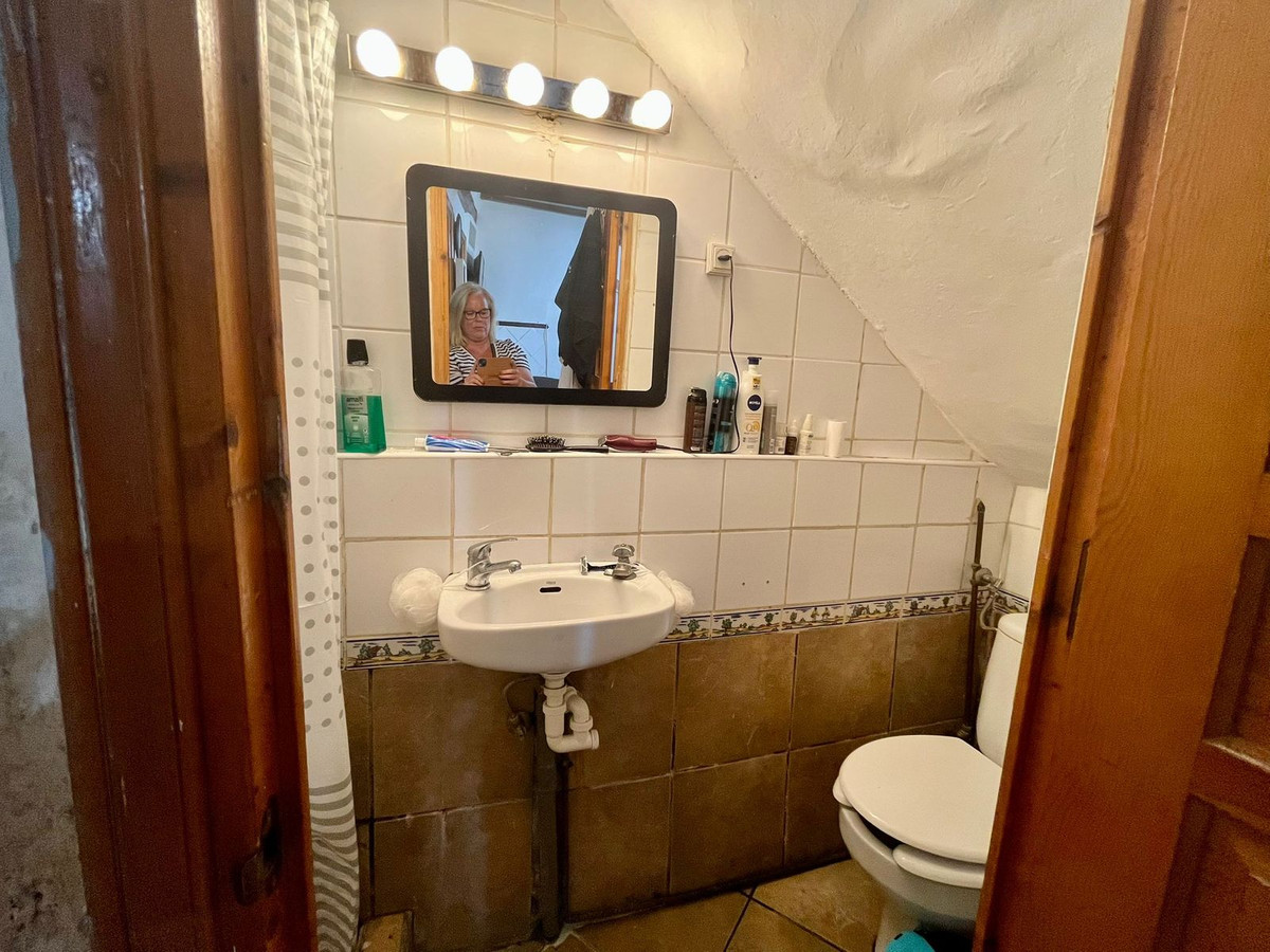 2 Bed Apartment for sale in Villajoyosa Costa Blanca, Alicante, Spain
