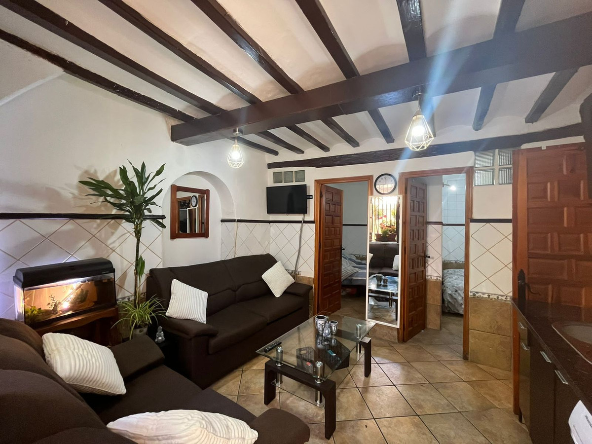 2 Bed Apartment for sale in Villajoyosa Costa Blanca, Alicante, Spain