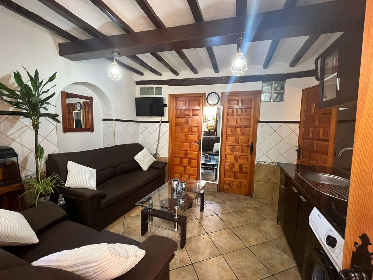 2 Bed Apartment for sale in Villajoyosa Costa Blanca, Alicante, Spain