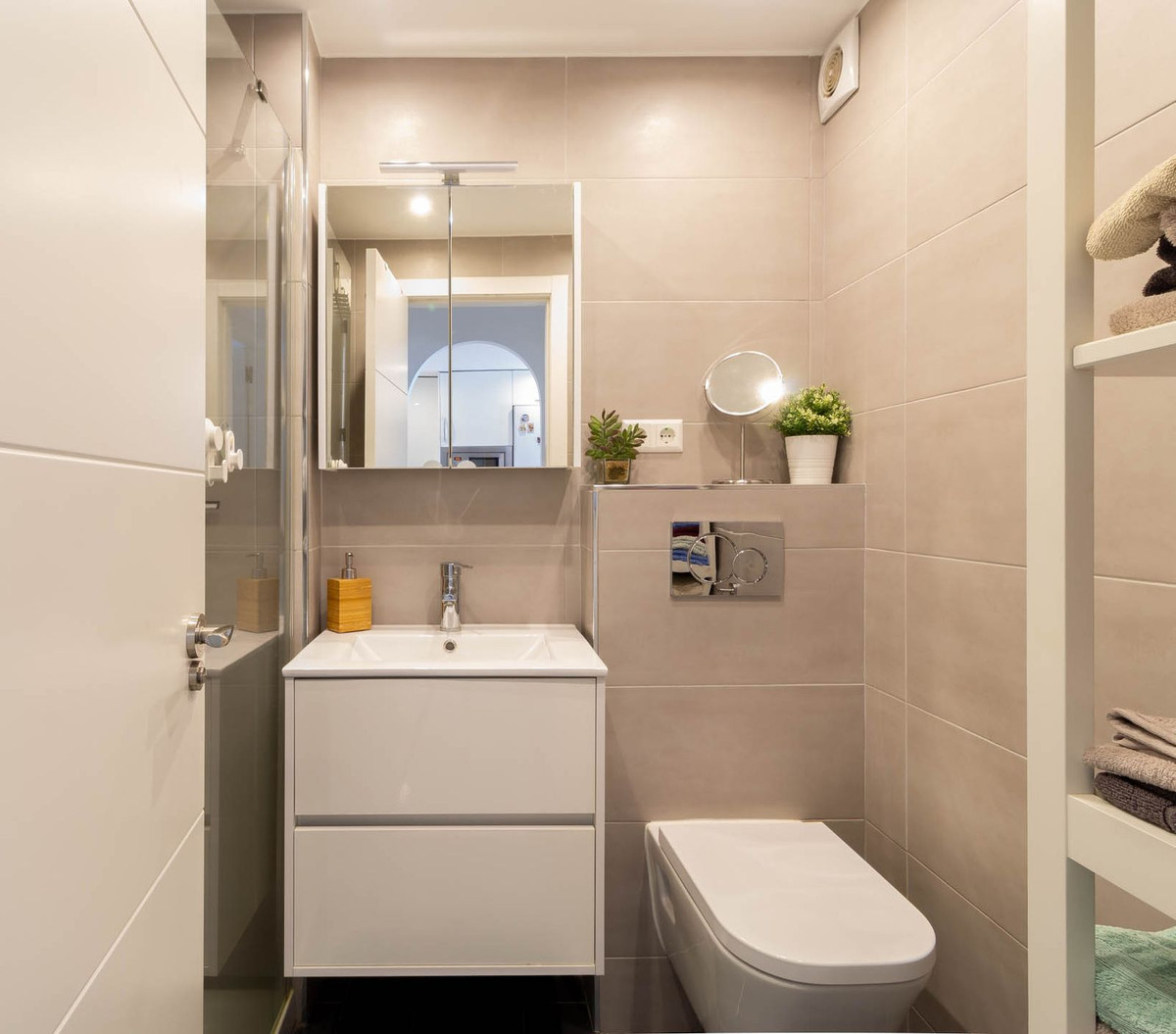 2 Bed Apartment for sale in La Cala De Mijas Costa Del Sol, Málaga, Spain