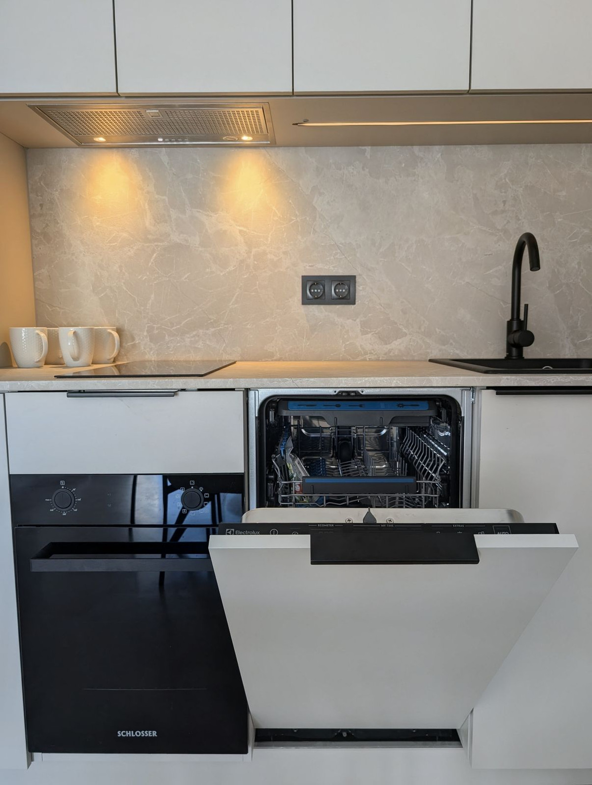 3 Bed Apartment for sale in New Golden Mile Costa Del Sol, Málaga, Spain