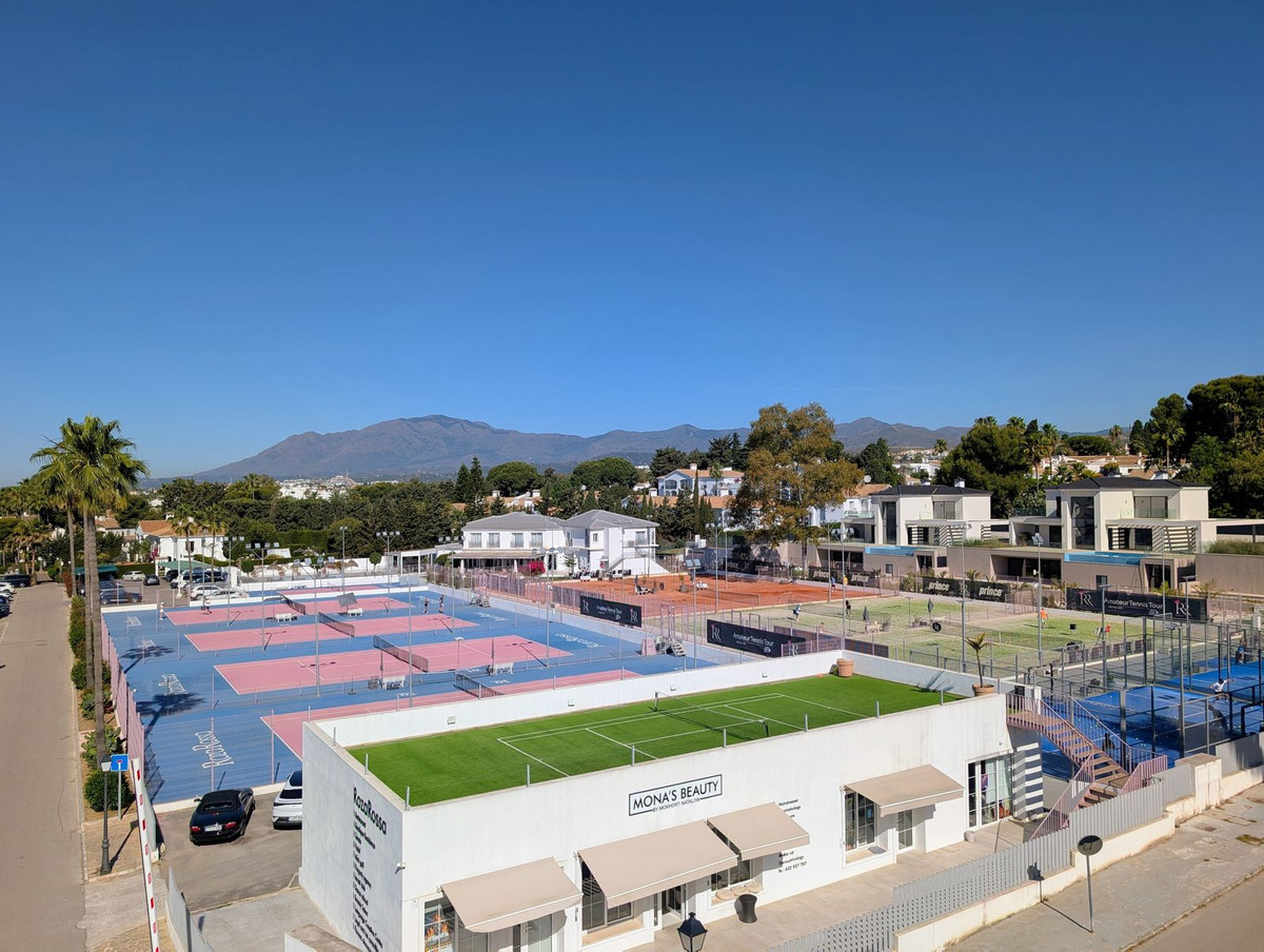 3 Bed Apartment for sale in New Golden Mile Costa Del Sol, Málaga, Spain