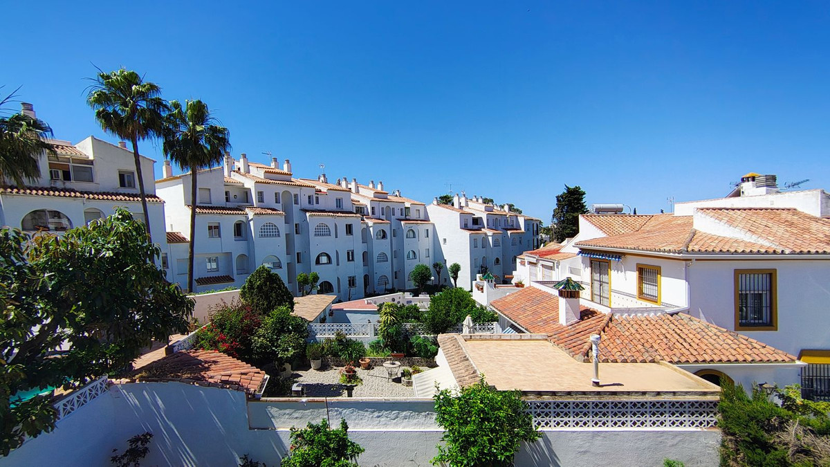 Se vende Pareada de 3 dormitorios en Costa Del Sol, Málaga, España
