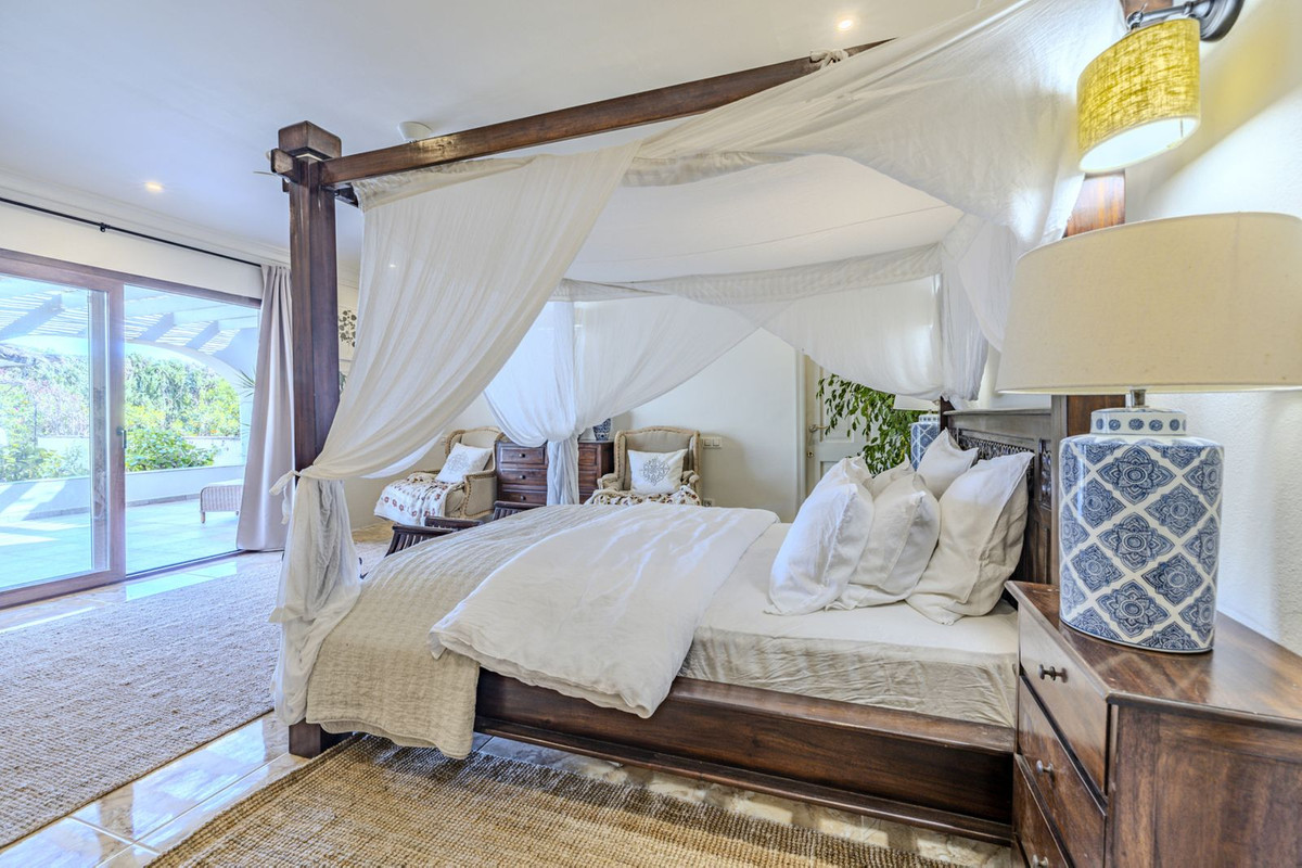 6 Bed Townhouse for sale in La Xara Costa Blanca, Alicante, Spain