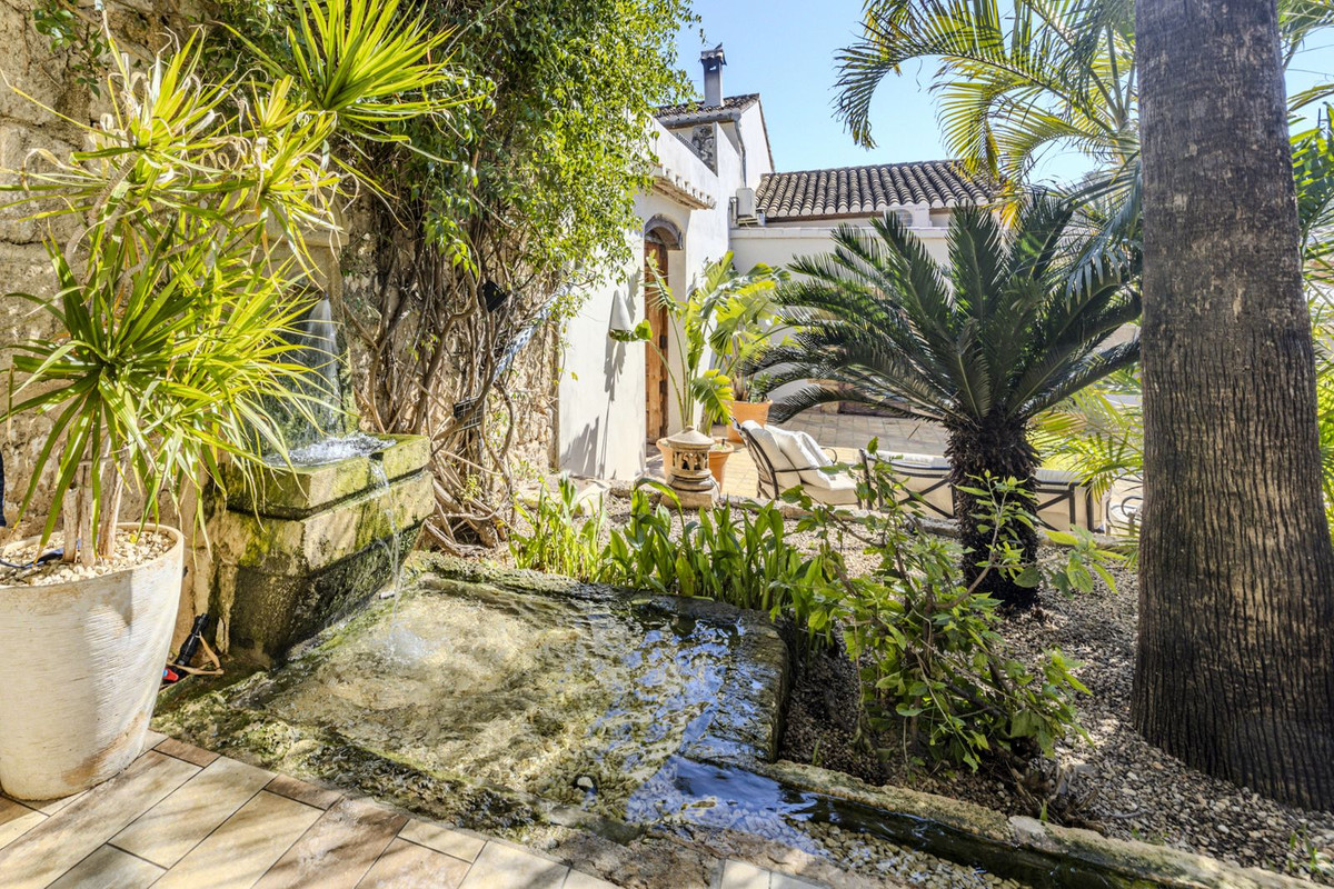 6 Bed Townhouse for sale in La Xara Costa Blanca, Alicante, Spain