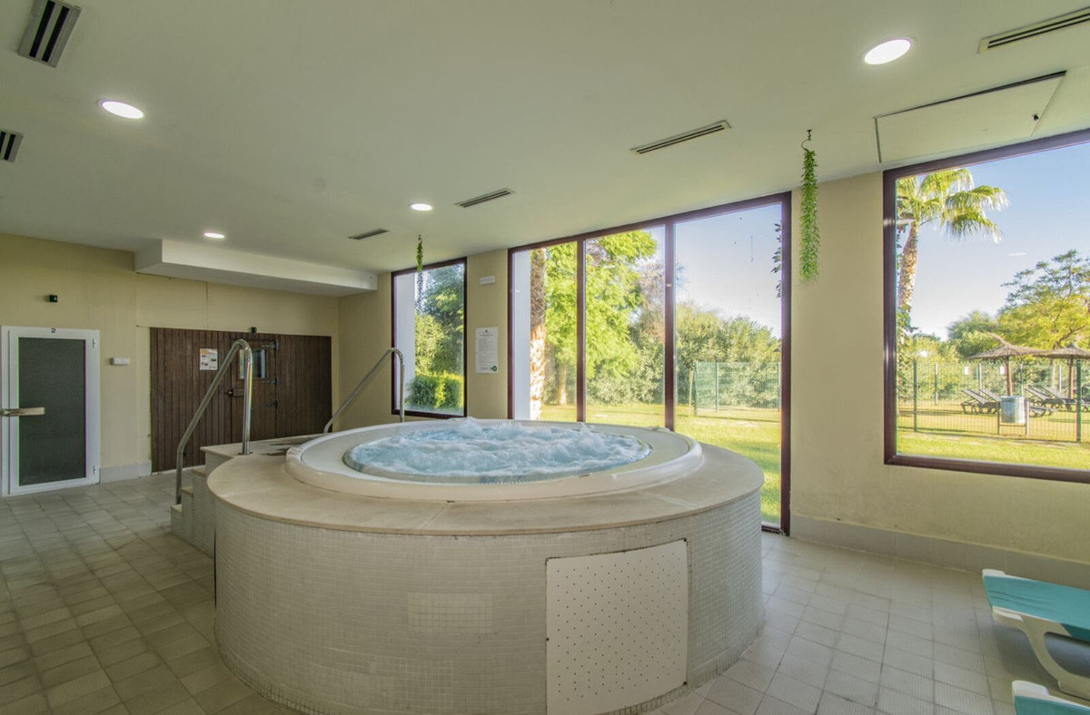 Se vende Apartamento Planta Media de 1 dormitorios en Costa Del Sol, Málaga, España