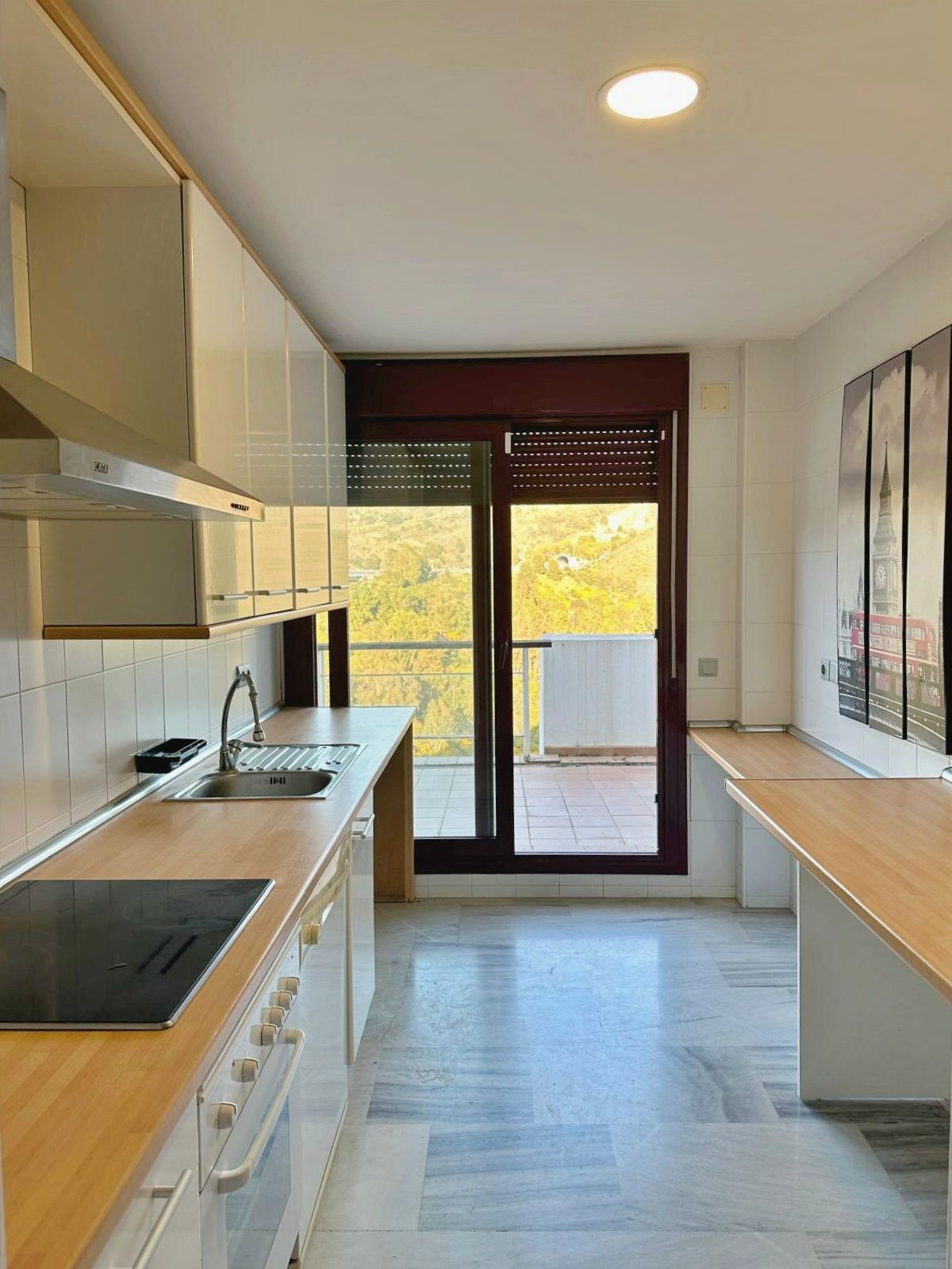 Se vende Apartamento Planta Media de 1 dormitorios en Costa Del Sol, Málaga, España